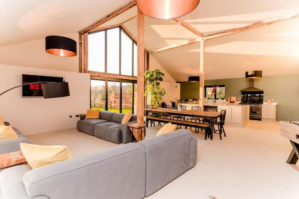 Beautiful Barn Conversion Close To The Broads Dilham Kültér fotó