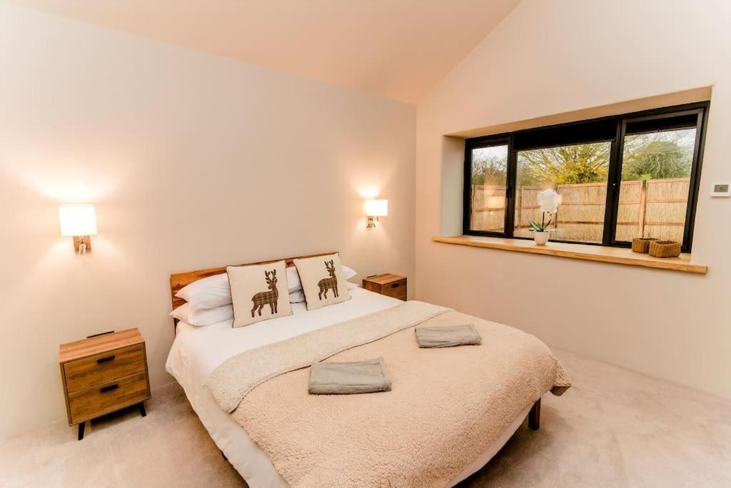 Beautiful Barn Conversion Close To The Broads Dilham Kültér fotó