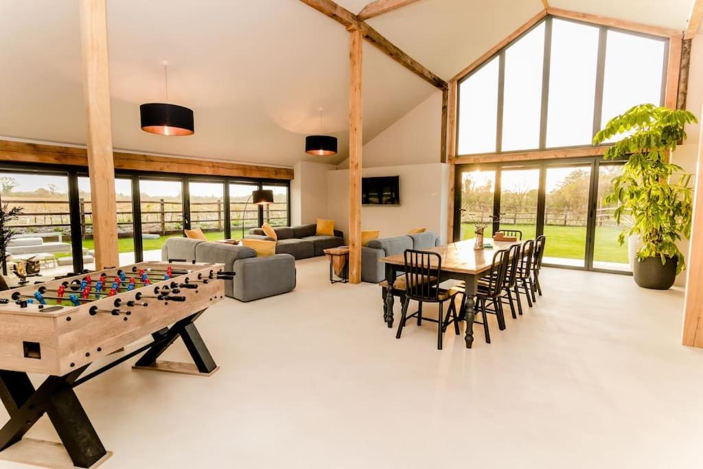 Beautiful Barn Conversion Close To The Broads Dilham Kültér fotó