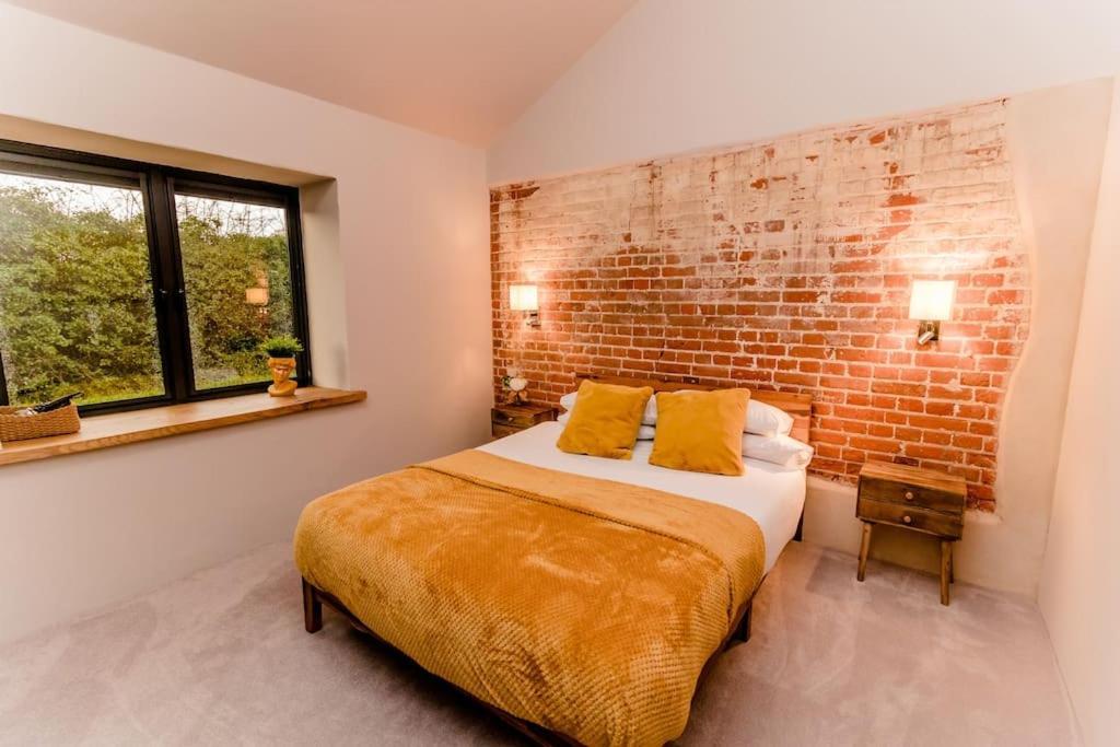 Beautiful Barn Conversion Close To The Broads Dilham Kültér fotó
